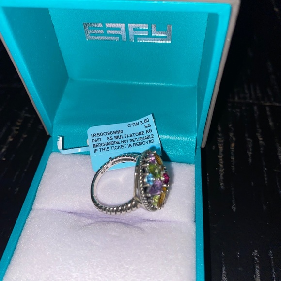 Effy Ring - Picture 2 of 3